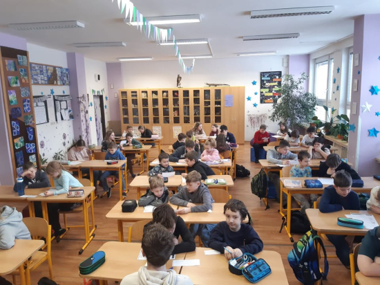 📚✨ Společné čtení ve škole Záhuní! ✨📚Dnes se u nás na škole stalo něco moc…