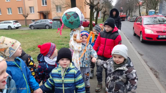 Děti z třídy Kočiček MŠ Školská mají zimu moc rády – sníh, koulování, bobování.…