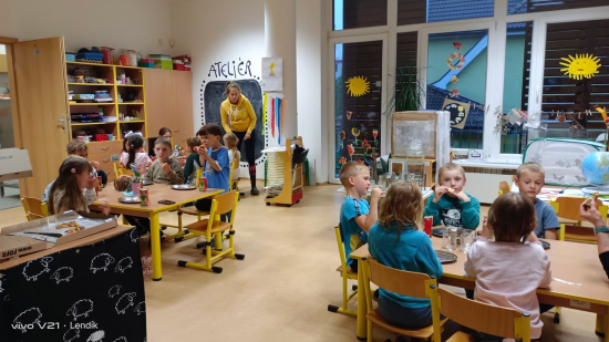 Budoucí žáčci první třídy ze tříd Žabiček, Oveček a Koťátek z MŠ Školské…